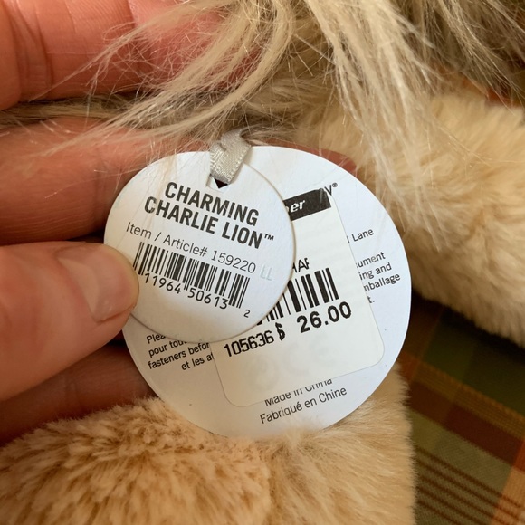 The Manhattan Toy Company stuffedCharlie the Lion - Picture 4 of 6